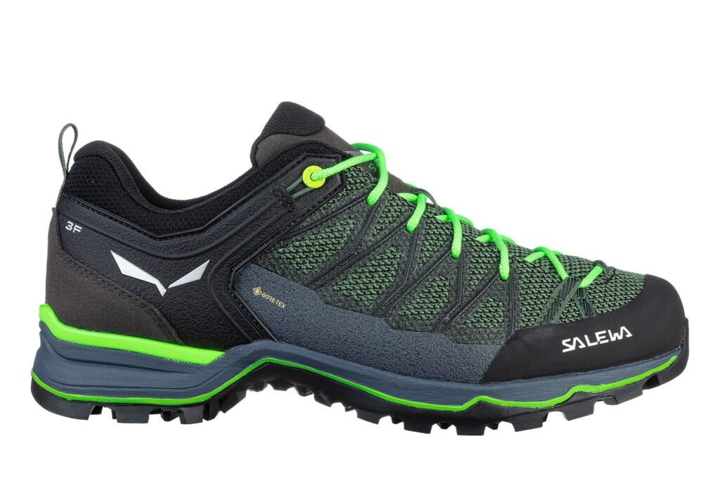 Best Hiking Shoe For Men - Best For Scrambling - Selawa Mountain Trainer Lite GTX