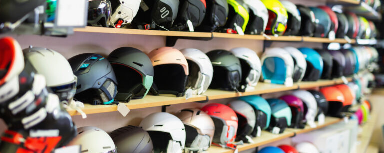 7 Best Ski Helmets 2023