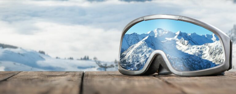 How To Choose Ski Goggles – Complete Guide
